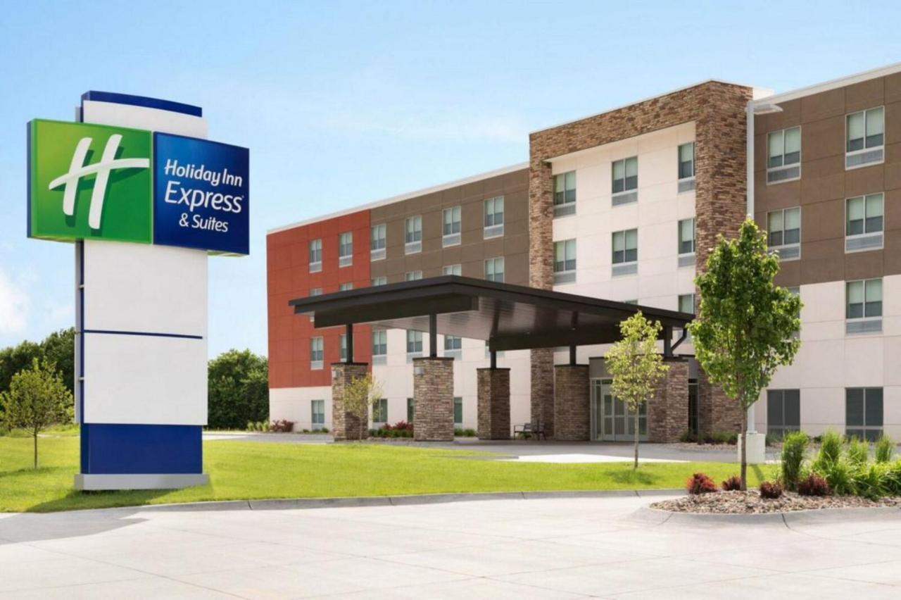 Holiday Inn Express & Suites Prince Albert - South By Ihg Экстерьер фото